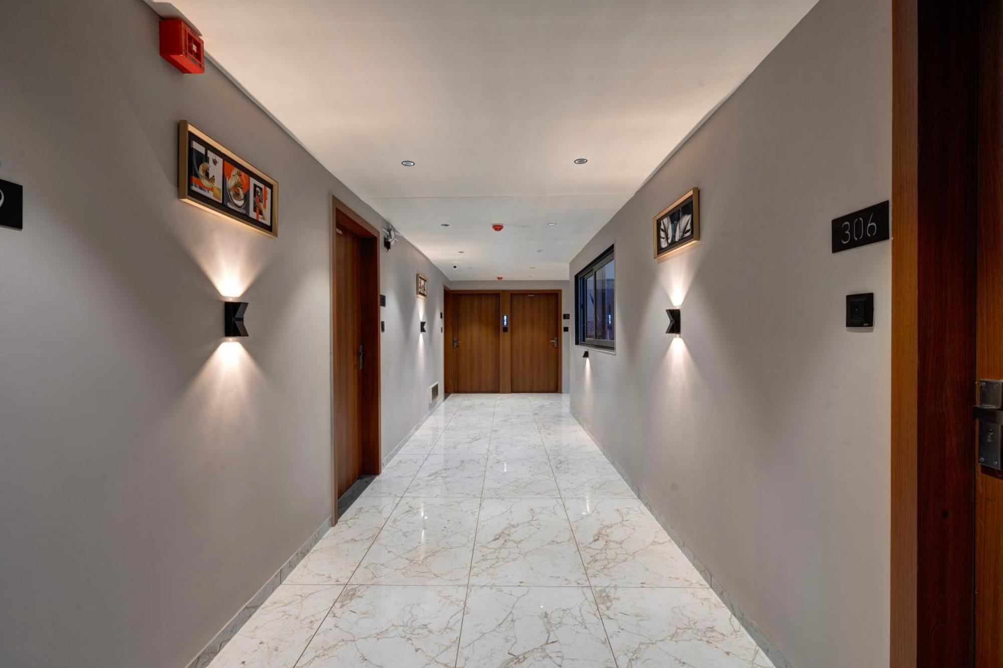 Hotel Shrimad Villa Gandhinagar Exteriör bild
