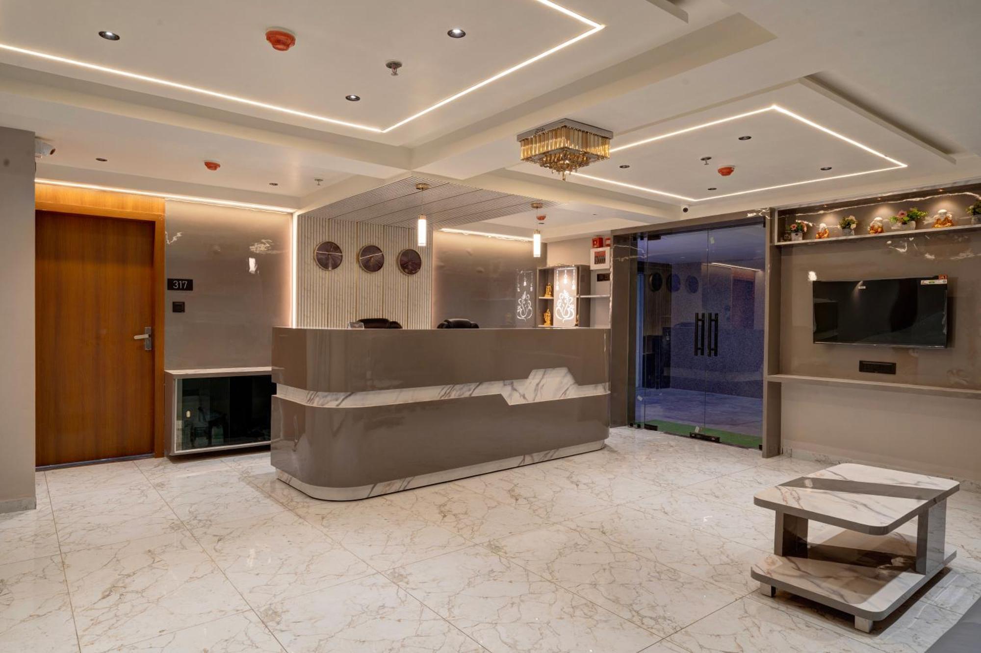 Hotel Shrimad Villa Gandhinagar Exteriör bild